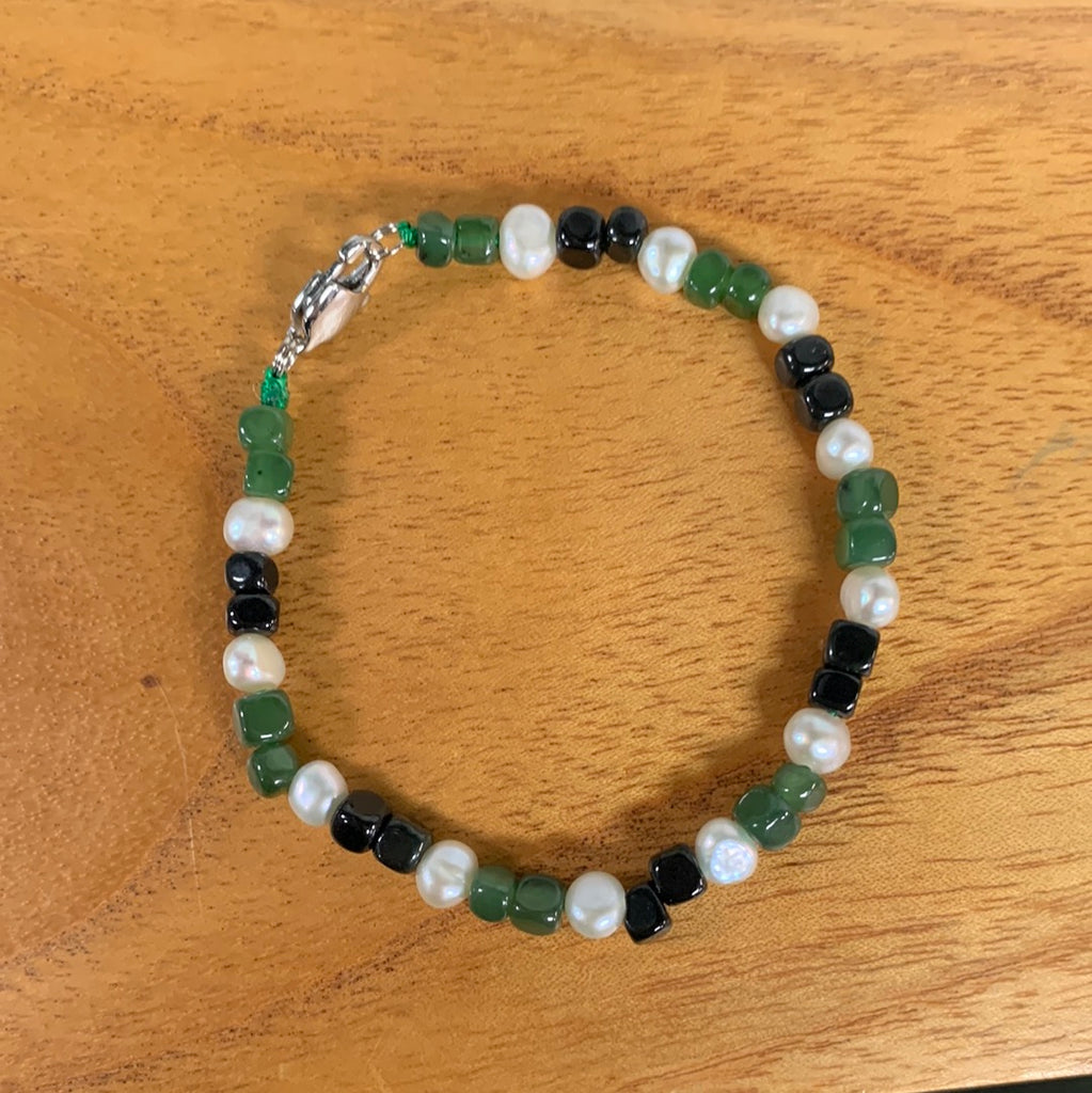 Jade and pearl irregular jewelry