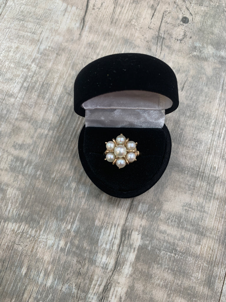 Gold and Pearl Vintage Flower Ring, size 7