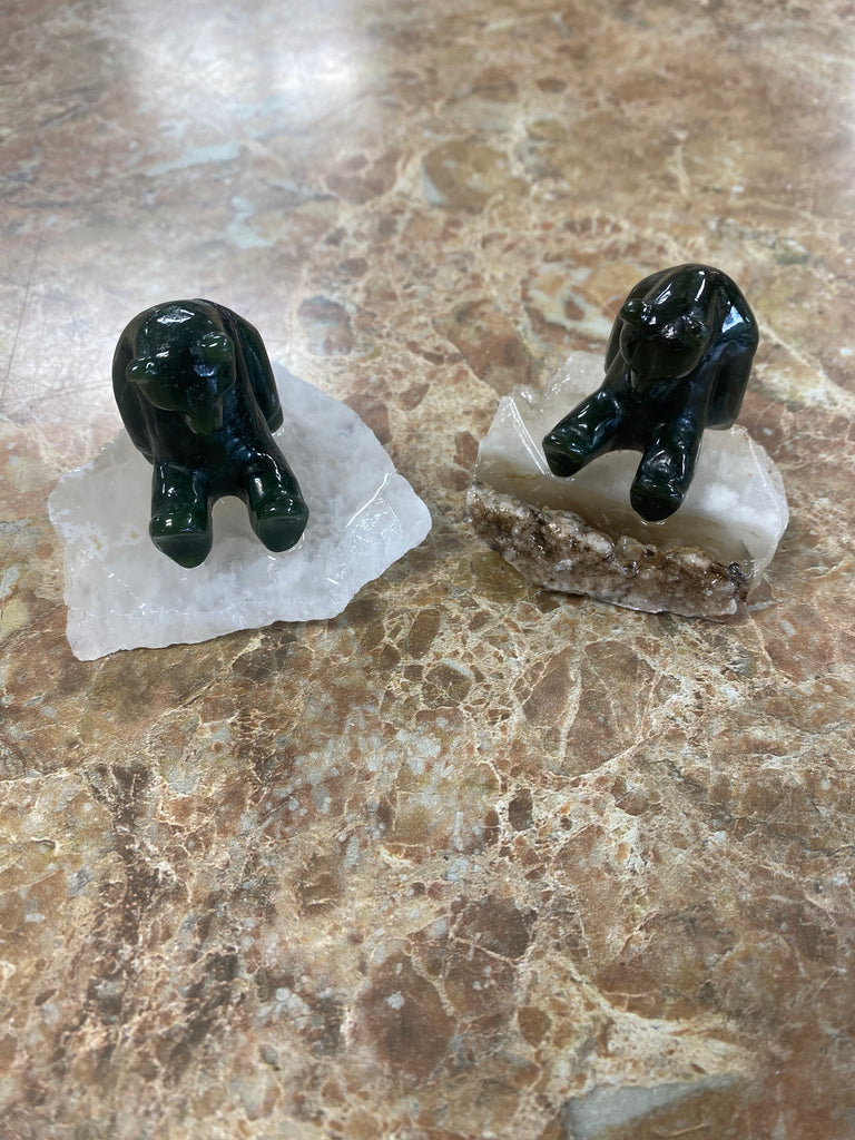 Drunken Jade Bear on Agate Base