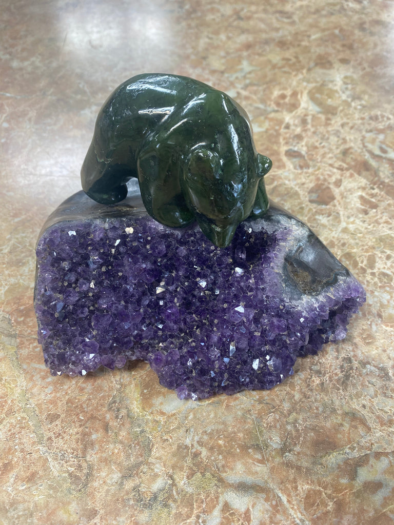 Jade Bear on Amethyst