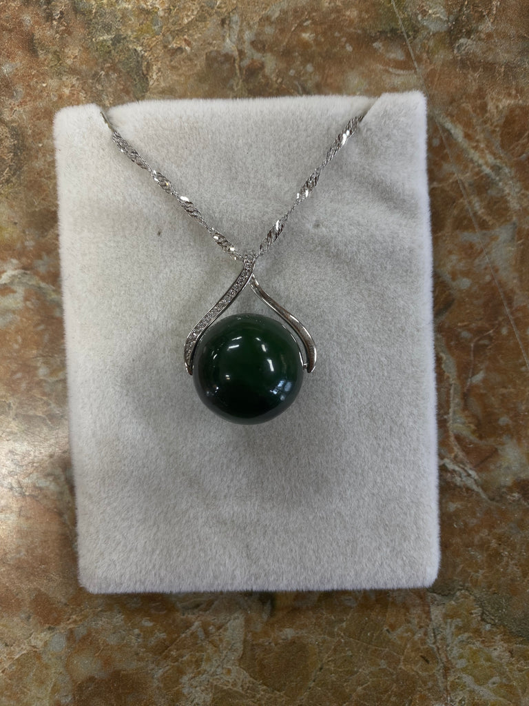 Jade Bead Fidget Pendant