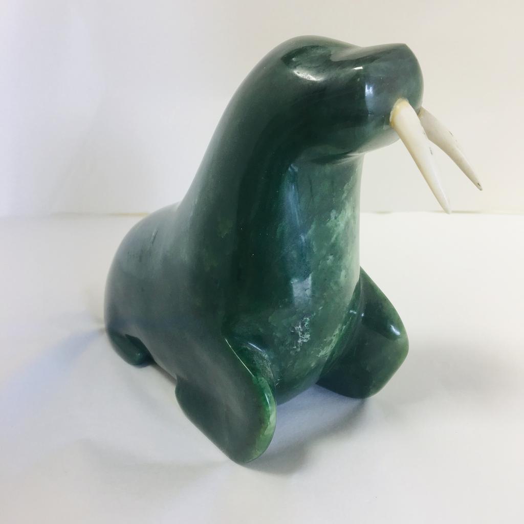 Jade walrus carved by David Wong