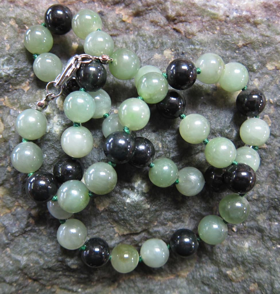 Black and Green jade beaded necklace, 20”