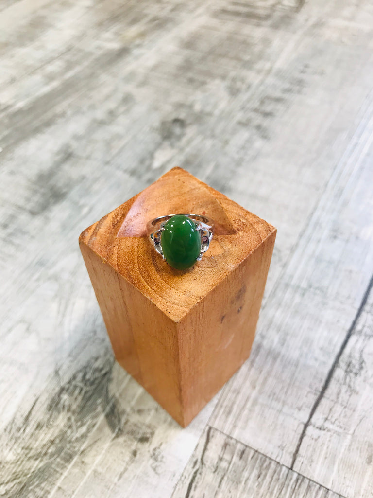 Simple Jade Ring