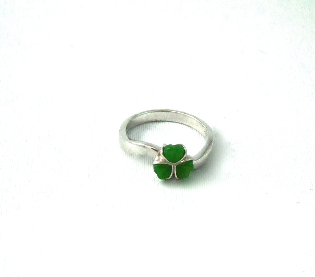 Jade Clover Ring / size 14