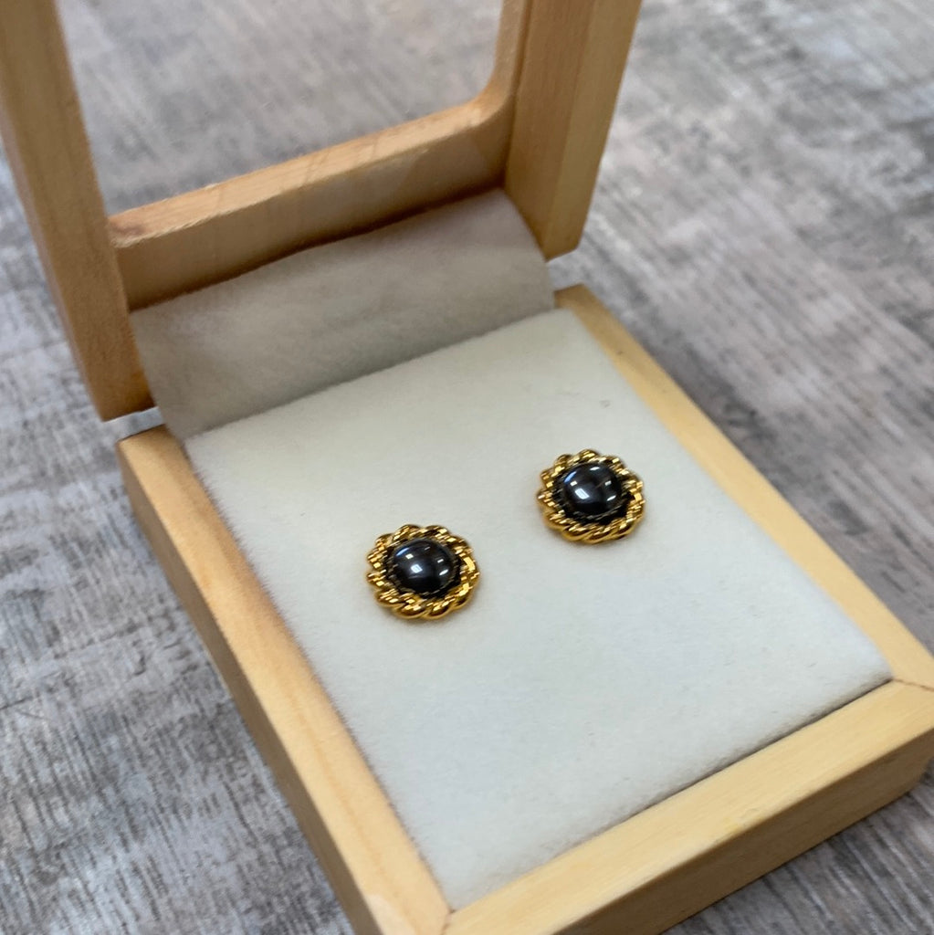 Hematite round stud earrings